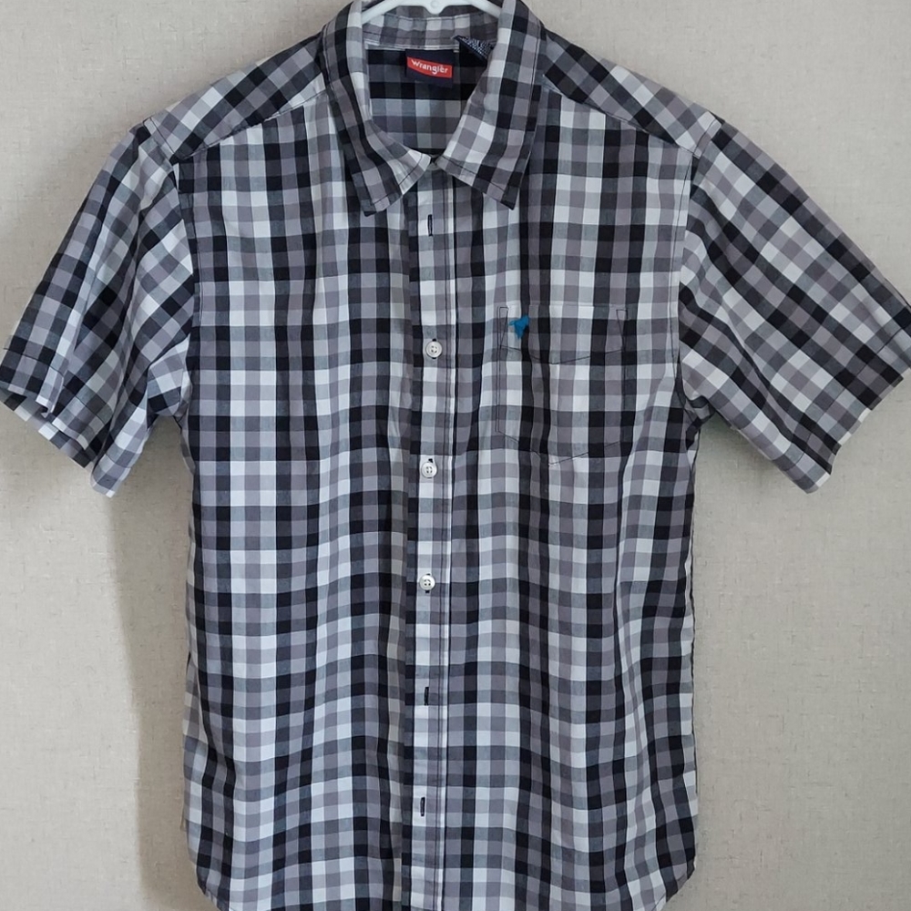 Wrangler Button Up Shirt